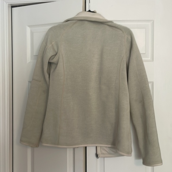 Patagonia cream zip up women’s size medium - Picture 4 of 4